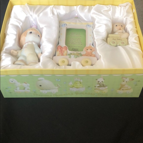 Baby train - Picture 2 of 3